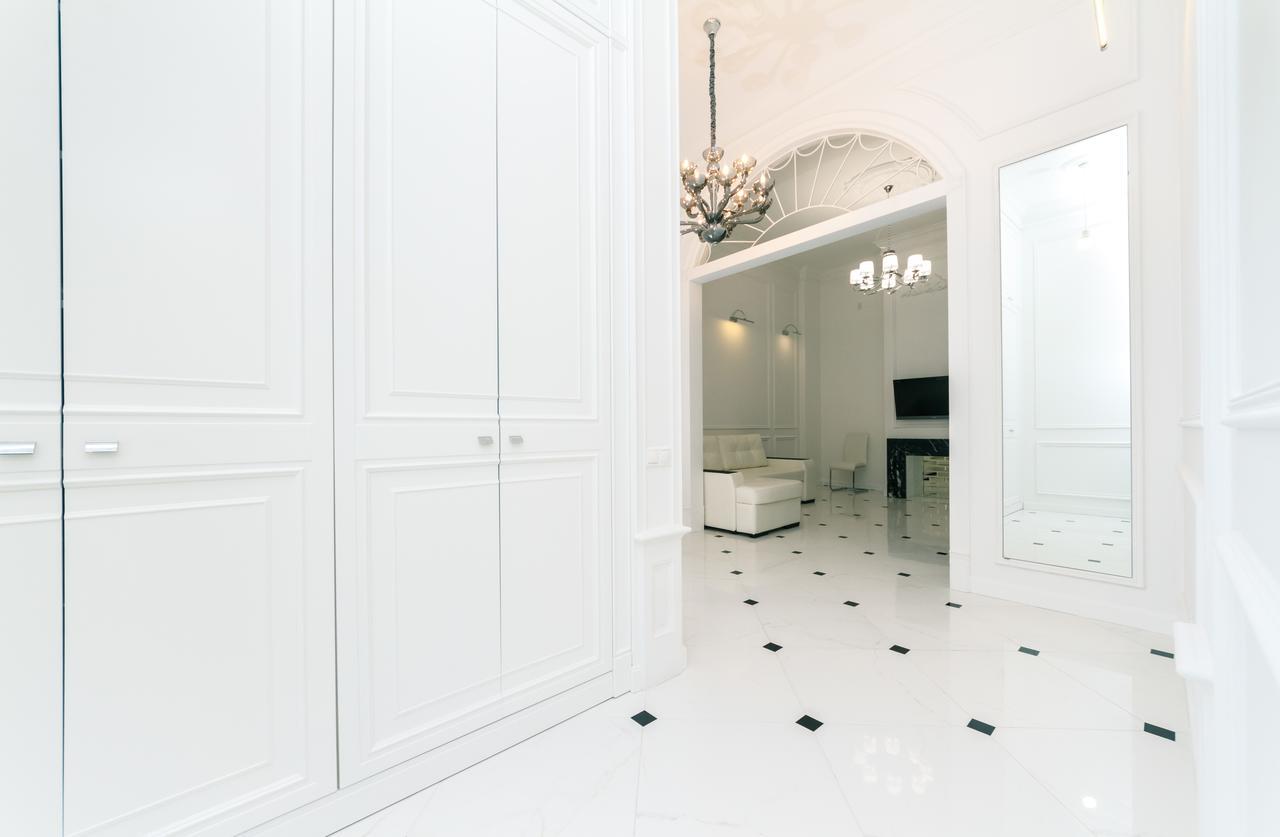 Vip Apartment Near Kreschatyk, 31А Pushkinska Street 키예프 외부 사진