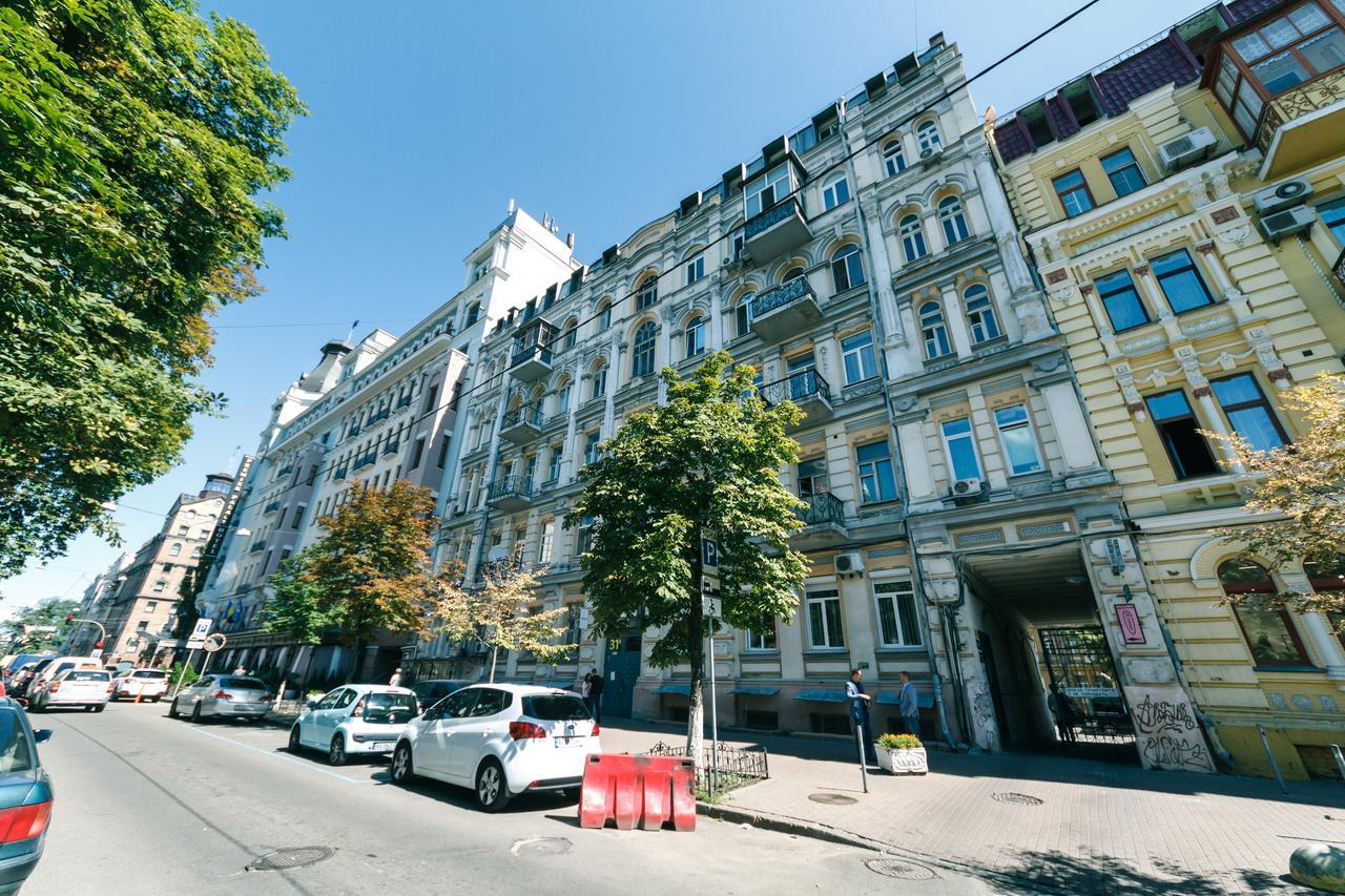 Vip Apartment Near Kreschatyk, 31А Pushkinska Street 키예프 외부 사진