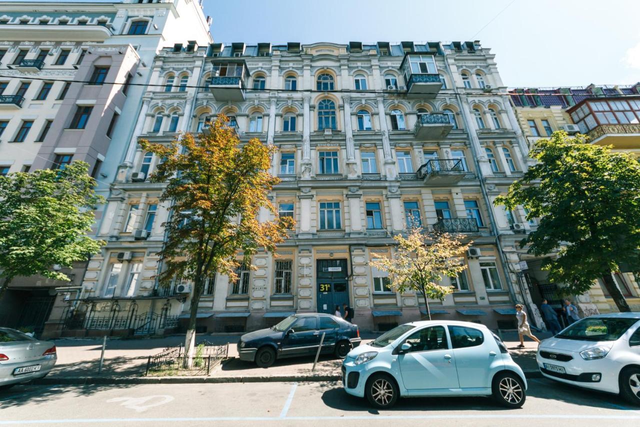 Vip Apartment Near Kreschatyk, 31А Pushkinska Street 키예프 외부 사진